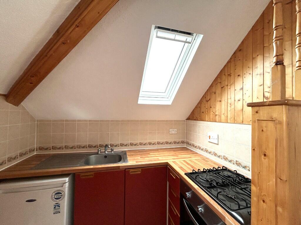 1 bed 1st Floor Flat for rent in Kelston. From Vi-Lets.com - Bath