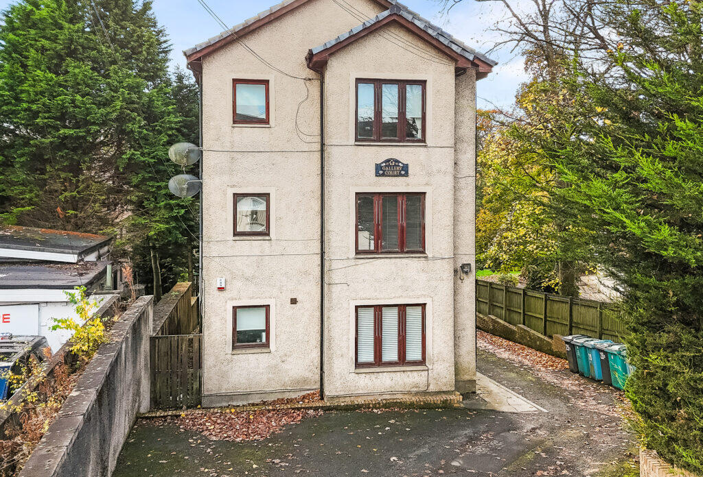 3 bed 1st Floor Flat for rent in Airdrie. From Colin Tomney Estate Agency Ltd - Airdrie 3 bed 1st Floor Flat for rent in Airdrie. From Colin Tomney Estate Agency Ltd - Airdrie
