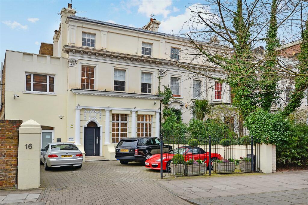 4 bed Duplex for rent in Paddington. From Greenstone Estates