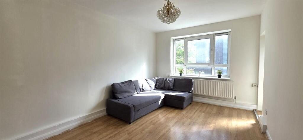 2 bed Apartment for rent in Hampstead. From Greenstone Residential - St. Johns Wood