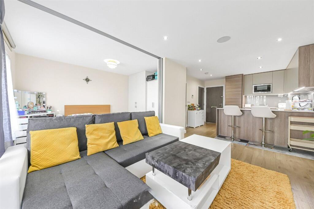 1 bed Apartment for rent in Hendon. From Greenstone Residential - St. Johns Wood