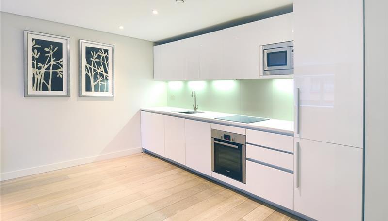 3 bed Apartment for rent in Paddington. From Greenstone Residential - St. Johns Wood