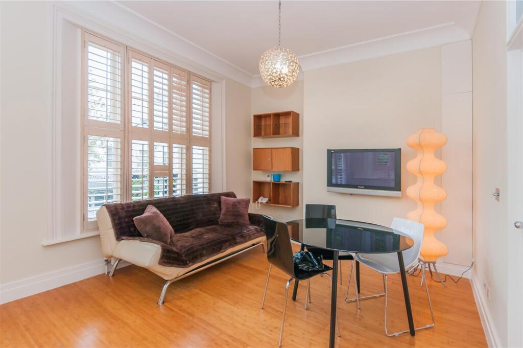 1 bed Apartment for rent in Hampstead. From Greenstone Residential - St. Johns Wood