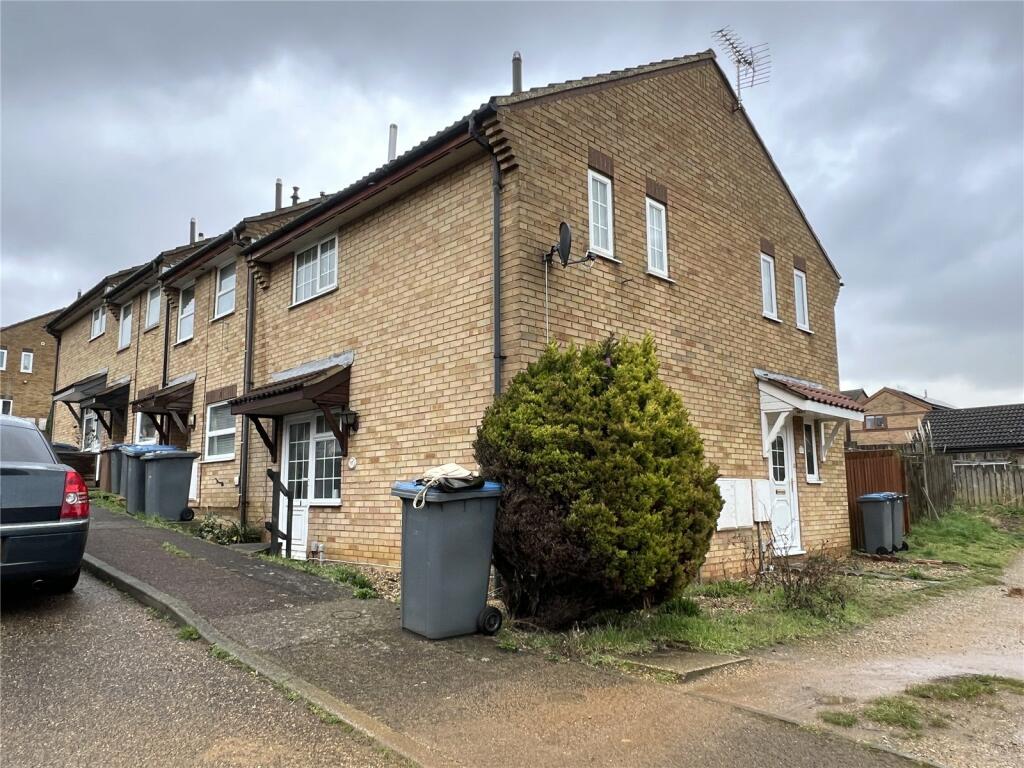1 bed End Terraced House for rent in Trimley St Mary. From Pennington