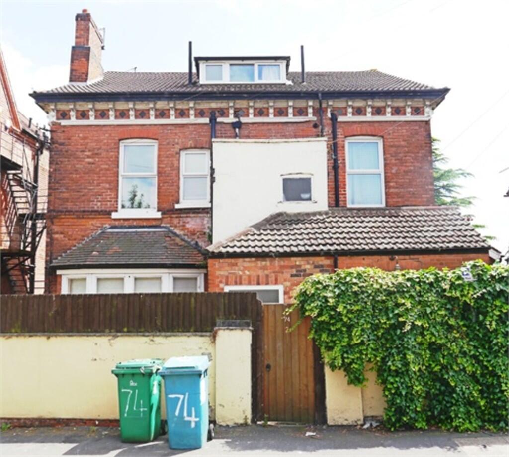 3 bed 1st Floor Flat for rent in Nottingham. From City Lettings - Nottingham
