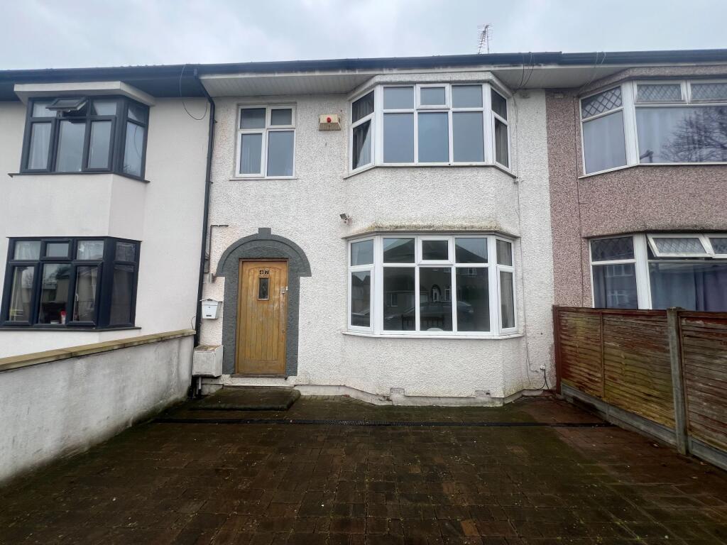 5 bed Mid Terraced House for rent in Bristol. From Holbrook Moran - Redfield