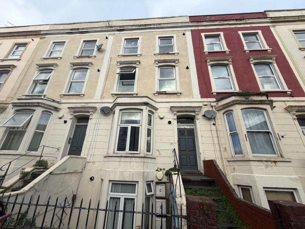 1 bed 1st Floor Flat for rent in Bristol. From Holbrook Moran - Redfield 1 bed 1st Floor Flat for rent in Bristol. From Holbrook Moran - Redfield