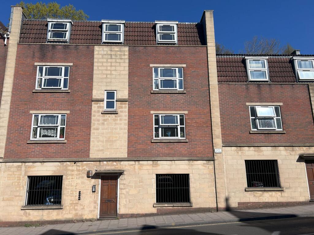 2 bed Apartment for rent in Crofts End. From Holbrook Moran - Redfield