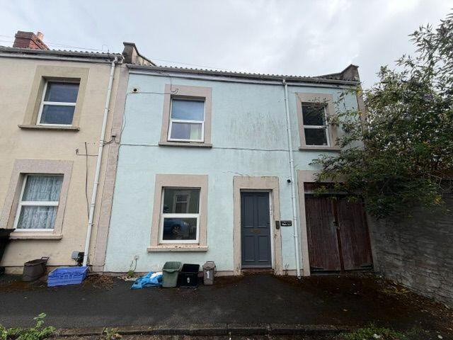 1 bed 1st Floor Flat for rent in Crofts End. From Holbrook Moran - Redfield 1 bed 1st Floor Flat for rent in Crofts End. From Holbrook Moran - Redfield