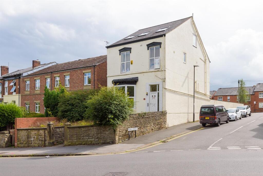 1 bed Apartment for rent in Long Line. From Spencer The Estate Agent - Sheffield