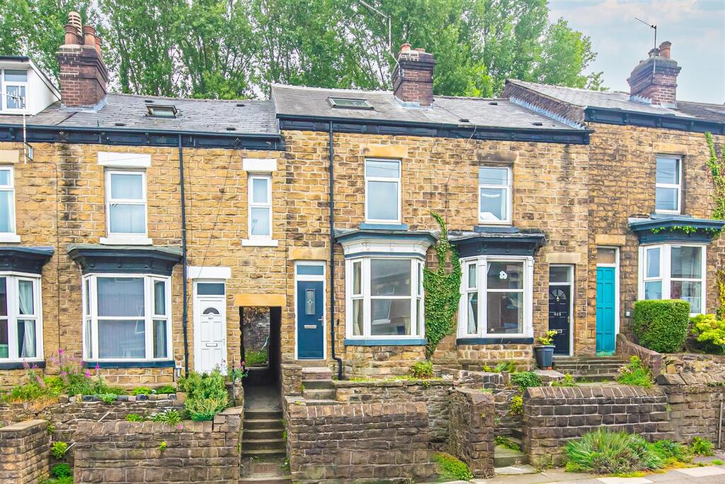 3 bed Mid Terraced House for rent in Long Line. From Spencer The Estate Agent - Sheffield 3 bed Mid Terraced House for rent in Long Line. From Spencer The Estate Agent - Sheffield