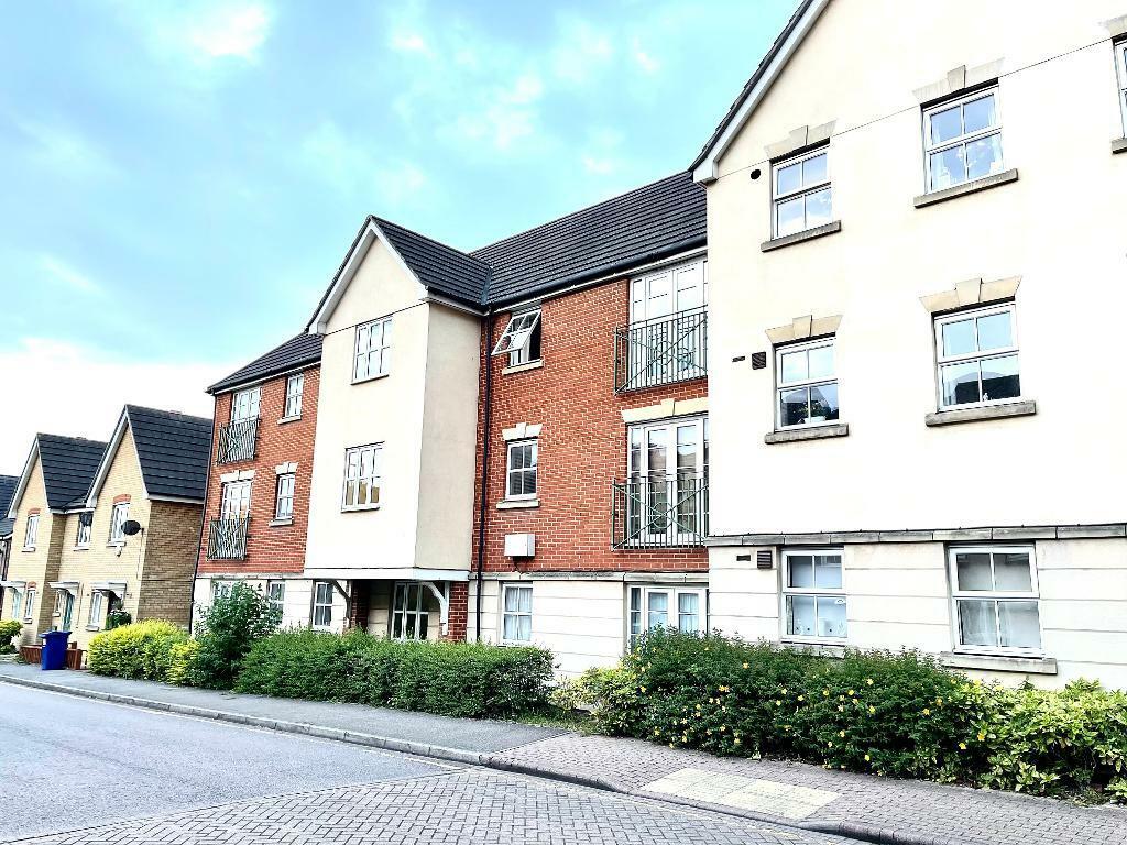 2 bed Apartment for rent in South Stifford. From Harbour Residential