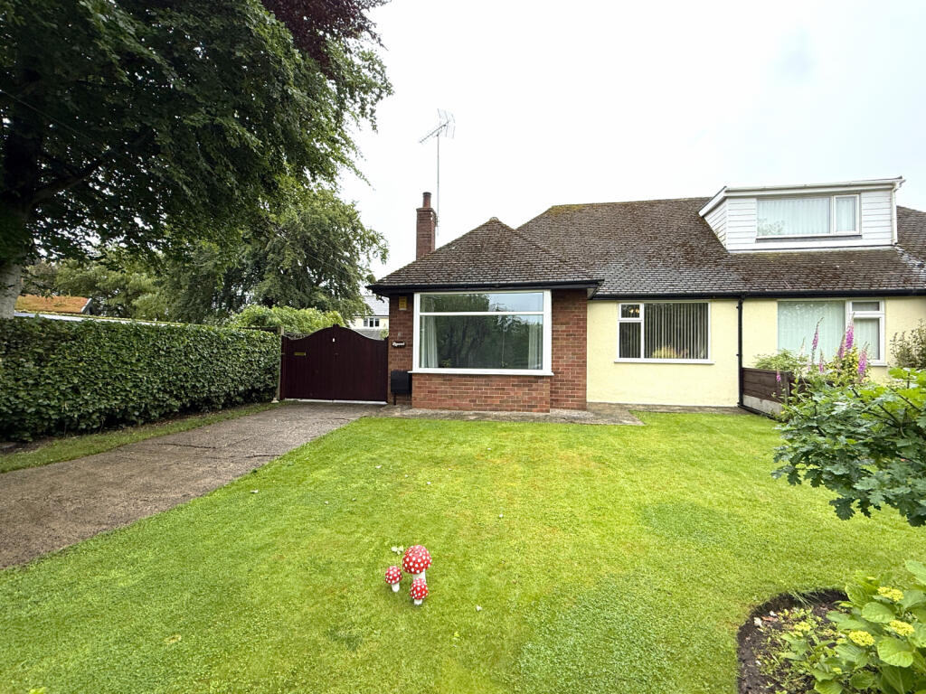 2 bed Semi-detached bungalow for rent in Elswick. From Harbour Properties - Warton