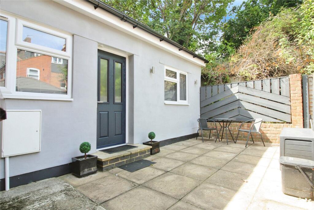 1 bed Apartment for rent in Reading. From AH Lansley Residential - Reading