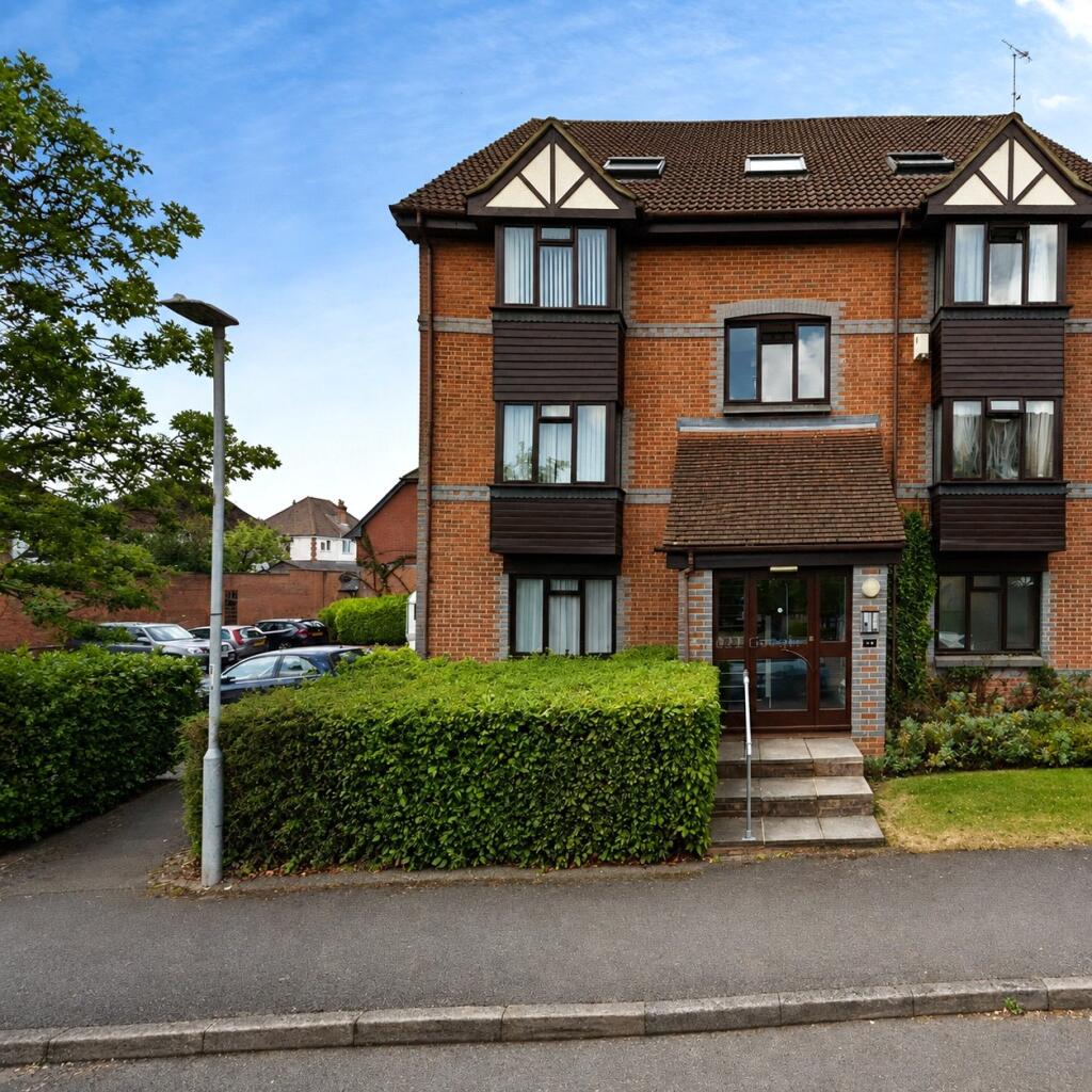1 bed Apartment for rent in Burghfield. From AH Lansley Residential - Reading 1 bed Apartment for rent in Burghfield. From AH Lansley Residential - Reading