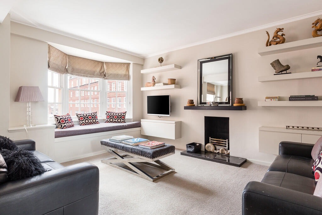 3 bed Apartment for rent in London. From Nicolas Van Patrick - Knightsbridge and Chelsea