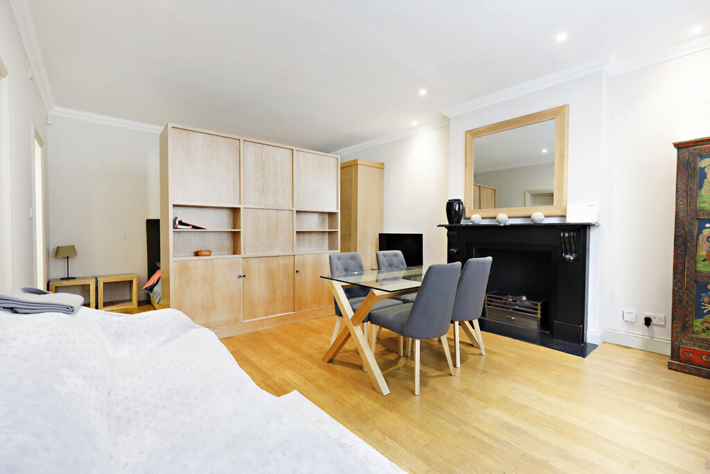 4 bed Apartment for rent in Chelsea. From Nicolas Van Patrick - Knightsbridge and Chelsea