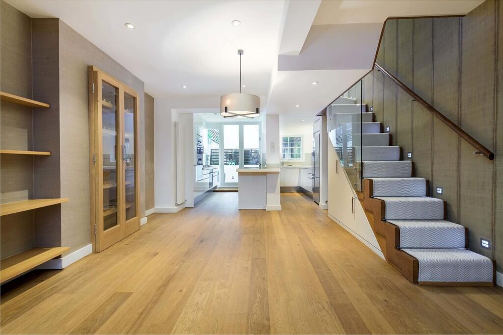 3 bed Mid Terraced House for rent in Chelsea. From Nicolas Van Patrick - Knightsbridge and Chelsea 3 bed Mid Terraced House for rent in Chelsea. From Nicolas Van Patrick - Knightsbridge and Chelsea