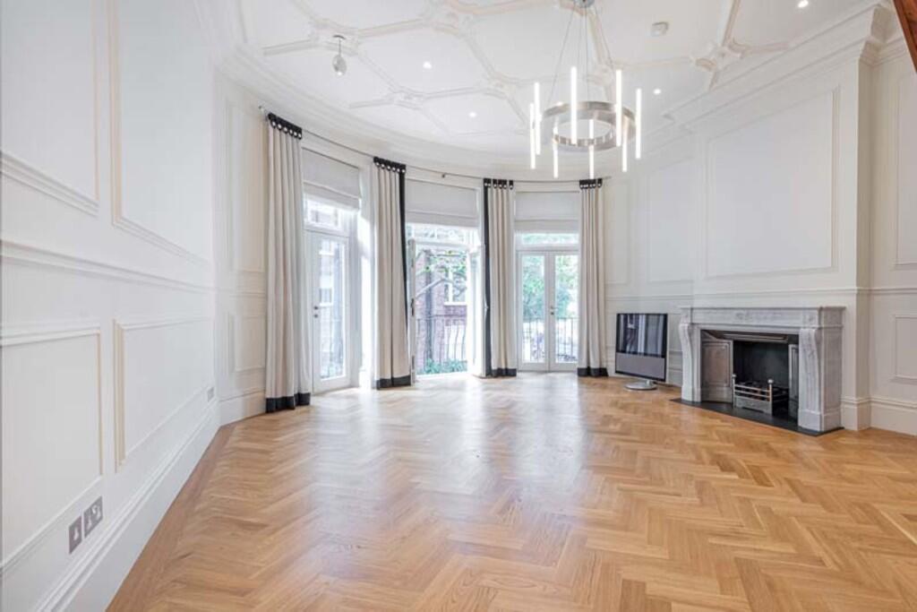 2 bed Apartment for rent in Chelsea. From Nicolas Van Patrick - Knightsbridge and Chelsea 2 bed Apartment for rent in Chelsea. From Nicolas Van Patrick - Knightsbridge and Chelsea