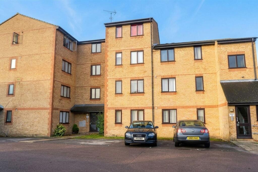 0 bed 1st Floor Flat for rent in London. From Squires Estates