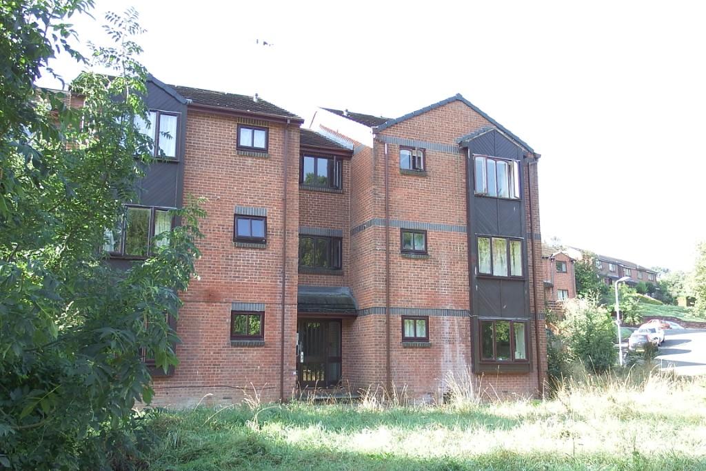 1 bed 1st Floor Flat for rent in Nadderwater. From Total Letting Exeter - Exeter