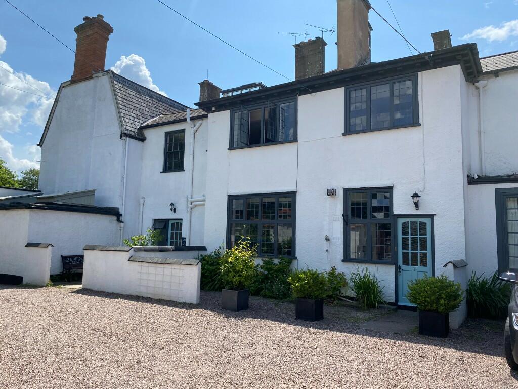 3 bed Chalet type for rent in Clyst St George. From Total Letting Exeter - Exeter