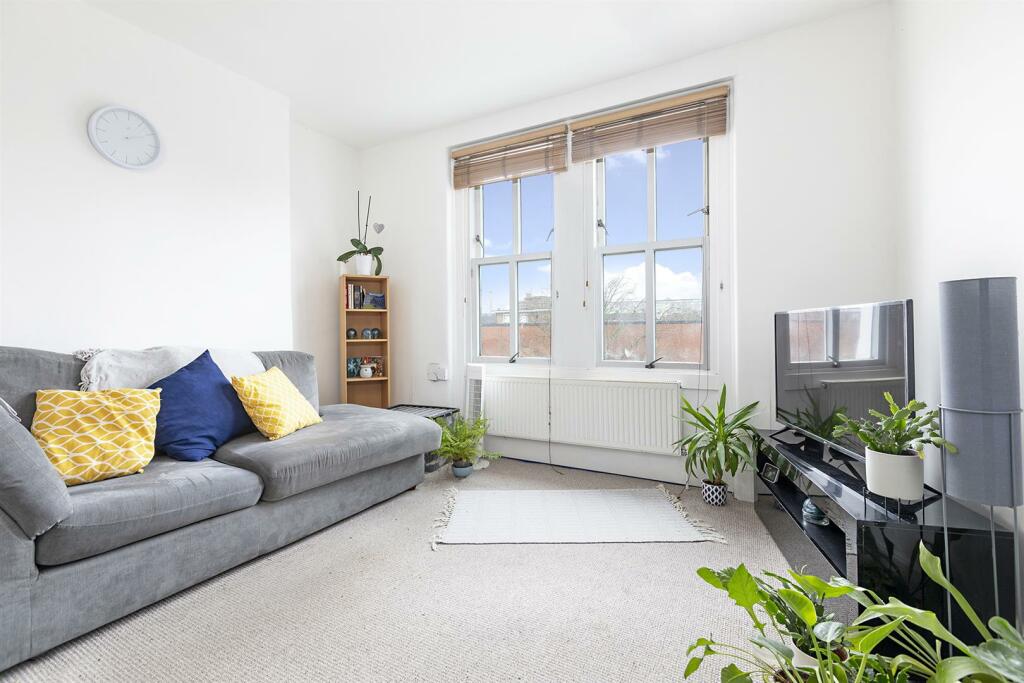 1 bed Apartment for rent in Bermondsey. From Leonard Leese Ltd
