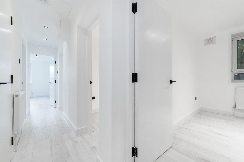 3 bed Apartment for rent in London. From Leonard Leese - London 3 bed Apartment for rent in London. From Leonard Leese - London