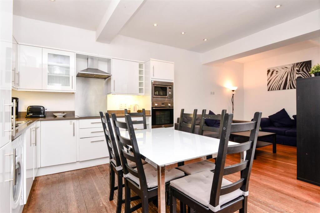 2 bed Apartment for rent in Bermondsey. From Leonard Leese - London 2 bed Apartment for rent in Bermondsey. From Leonard Leese - London