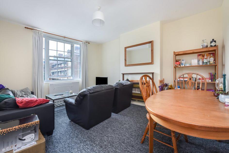 3 bed Apartment for rent in Bermondsey. From Leonard Leese - London 3 bed Apartment for rent in Bermondsey. From Leonard Leese - London
