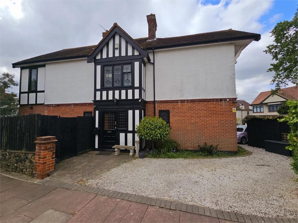 1 bed Apartment for rent in Southend-on-Sea. From Castle Estate Agents - Leigh-On-Sea 1 bed Apartment for rent in Southend-on-Sea. From Castle Estate Agents - Leigh-On-Sea