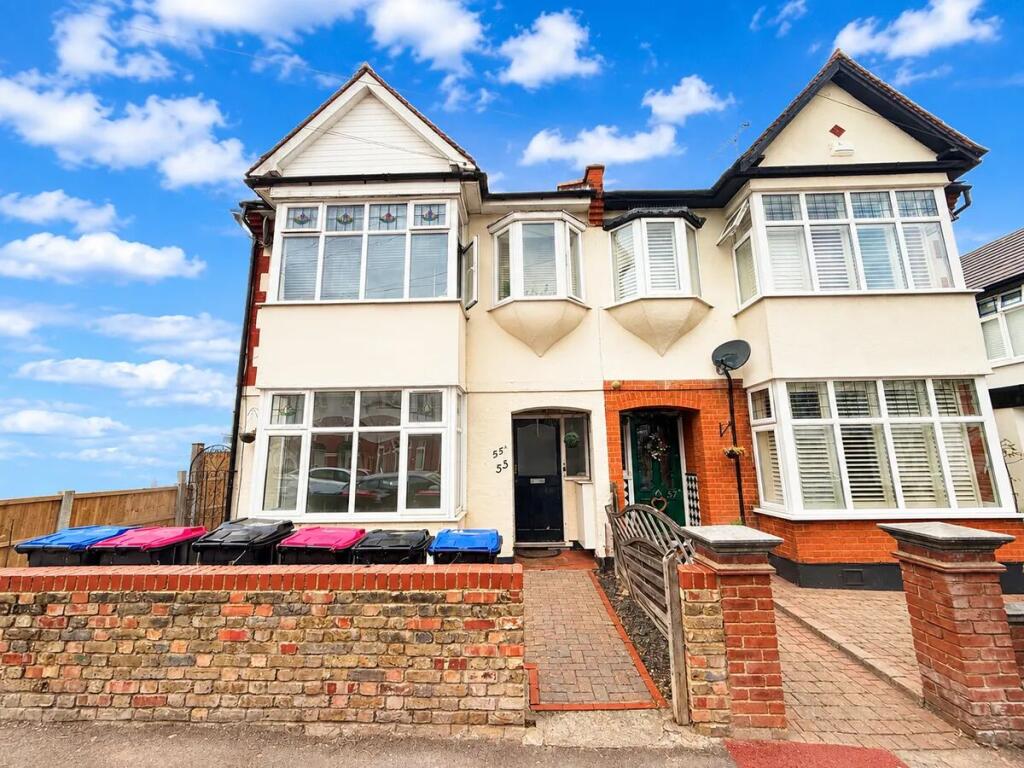 2 bed Apartment for rent in Southend-on-Sea. From Castle Estate Agents - Leigh-On-Sea 2 bed Apartment for rent in Southend-on-Sea. From Castle Estate Agents - Leigh-On-Sea