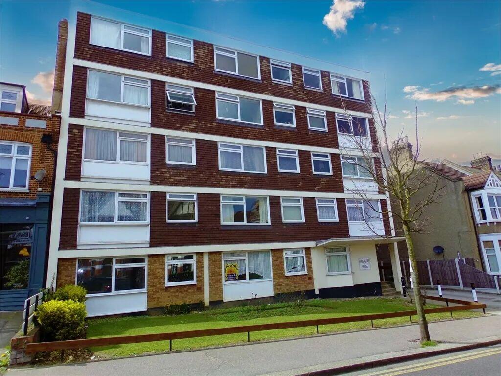 0 bed Studio for rent in Hadleigh. From Castle Estate Agents - Leigh-On-Sea