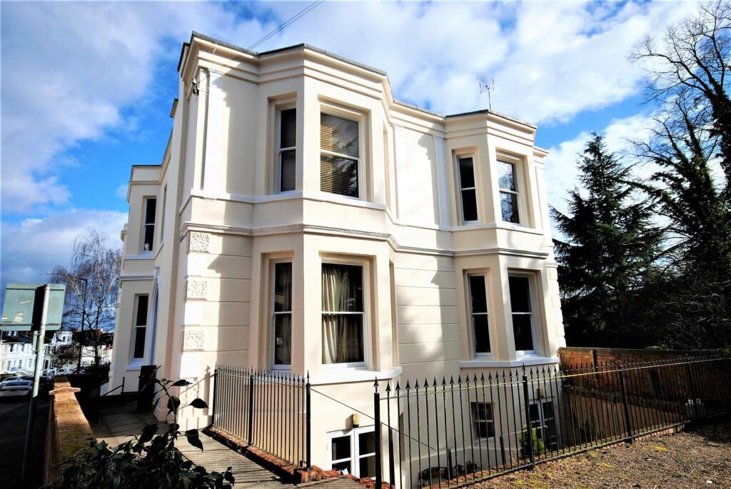 0 bed Apartment for rent in Royal Leamington Spa. From Handles Property - Leamington