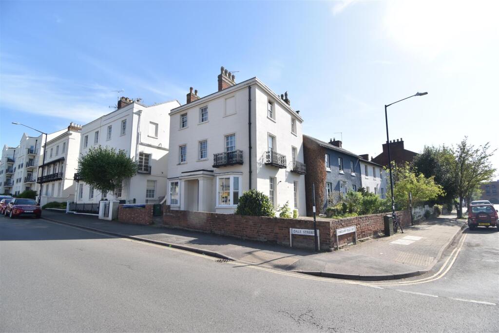 1 bed Apartment for rent in Royal Leamington Spa. From Handles Property - Leamington