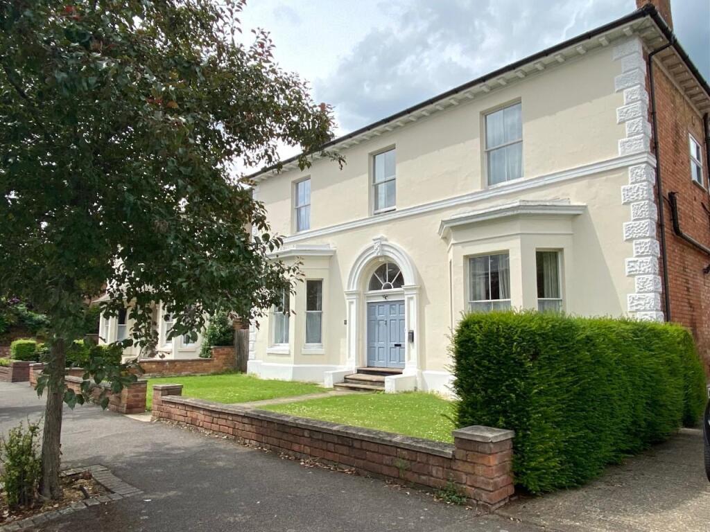 2 bed Detached for rent in Whitnash. From Handles Property - Leamington