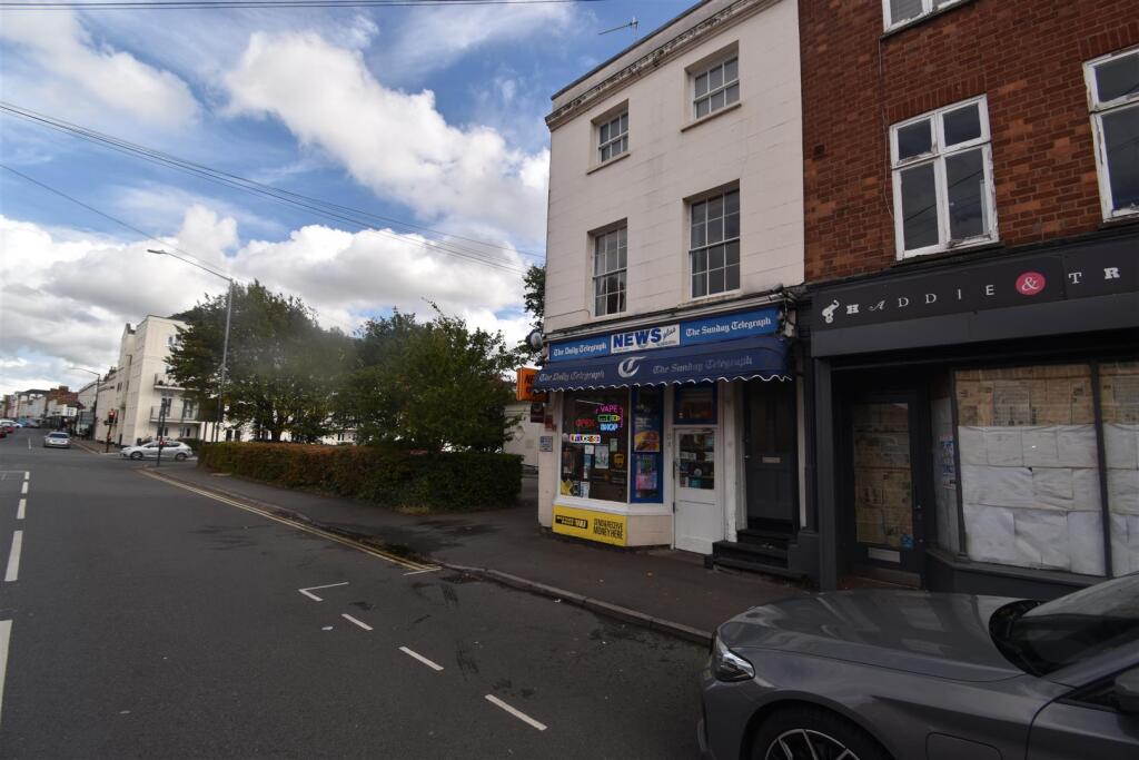 3 bed Apartment for rent in Royal Leamington Spa. From Handles Property - Leamington 3 bed Apartment for rent in Royal Leamington Spa. From Handles Property - Leamington