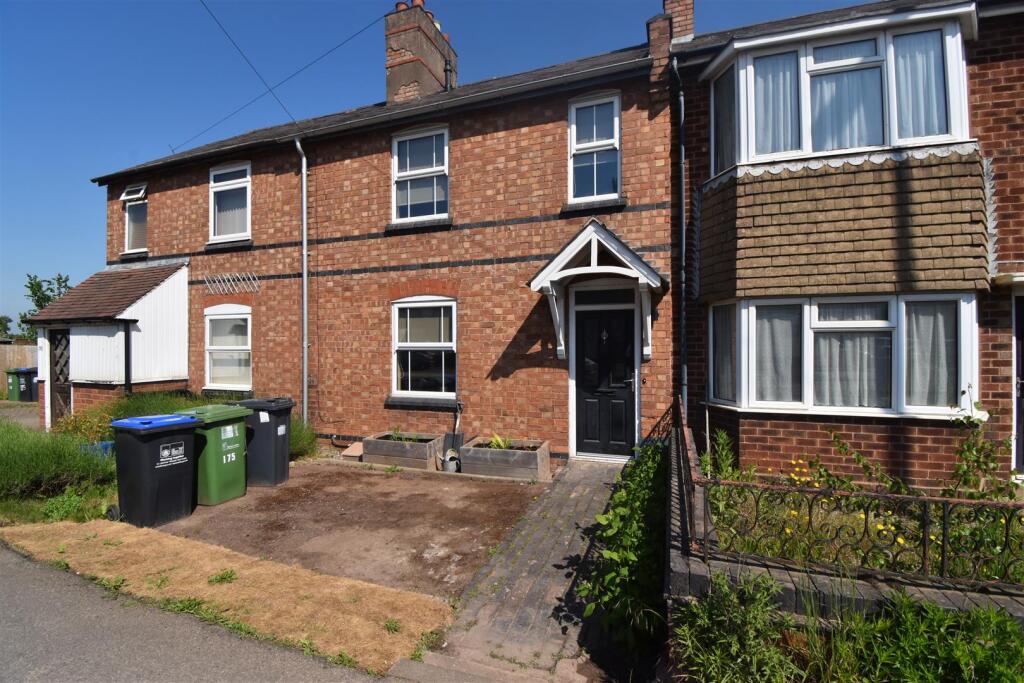 2 bed Cottage for rent in Cubbington. From Handles Property - Leamington 2 bed Cottage for rent in Cubbington. From Handles Property - Leamington