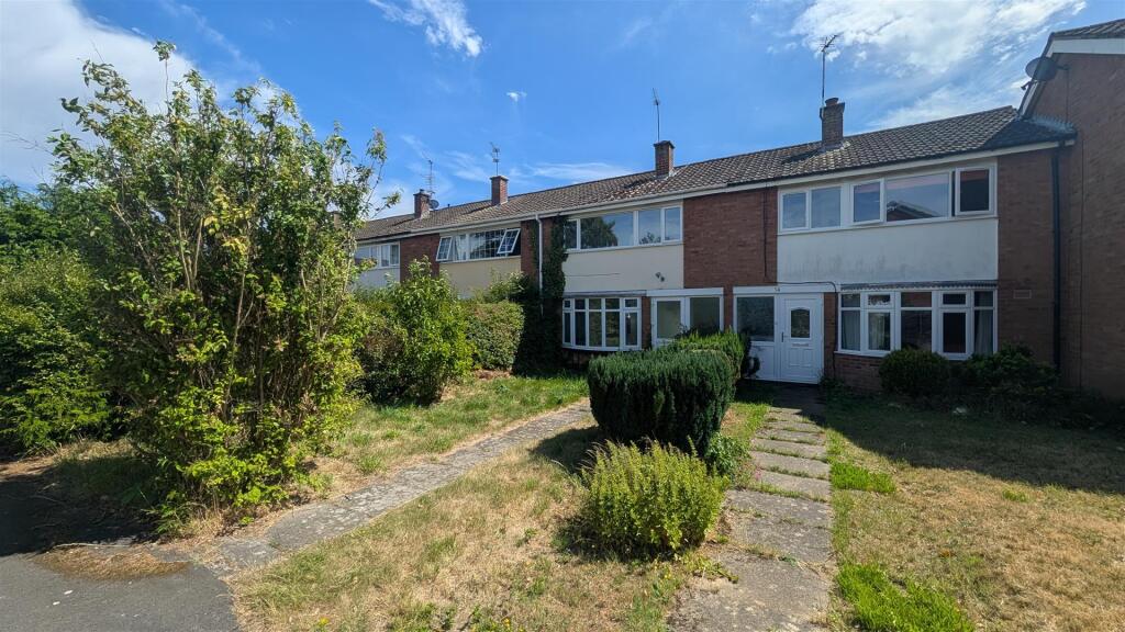 3 bed Detached for rent in Warwick. From Handles Property - Leamington 3 bed Detached for rent in Warwick. From Handles Property - Leamington