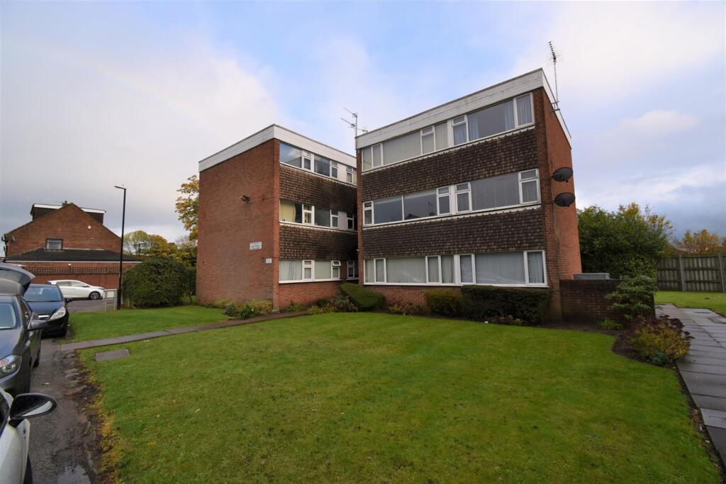 2 bed Apartment for rent in Coventry. From Handles Property - Leamington