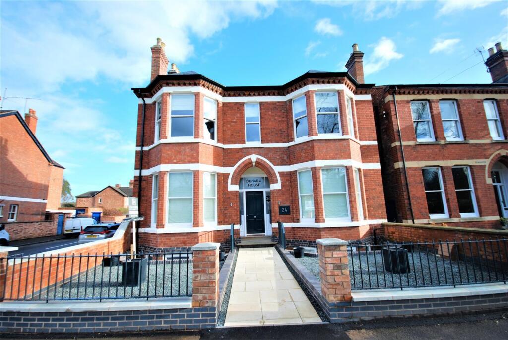 2 bed Apartment for rent in Royal Leamington Spa. From Handles Property - Leamington 2 bed Apartment for rent in Royal Leamington Spa. From Handles Property - Leamington