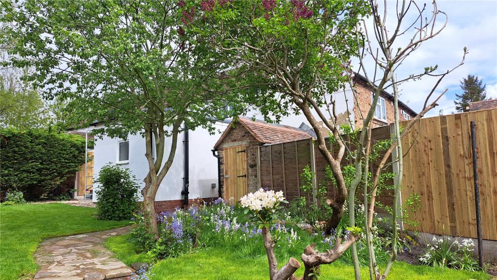 2 bed Semi Detached for rent in Telford. From D B Roberts & Partners - Oakengates