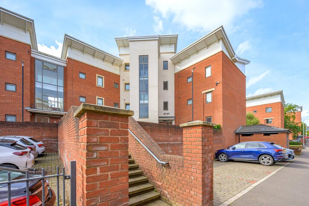 1 bed Apartment for rent in Wolverhampton. From D B Roberts & Partners - Oakengates