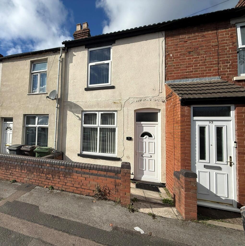 2 bed Mid Terraced House for rent in Perton. From D B Roberts & Partners - Oakengates 2 bed Mid Terraced House for rent in Perton. From D B Roberts & Partners - Oakengates