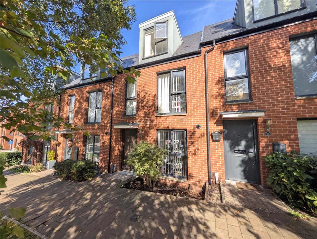 3 bed Mid Terraced House for rent in Preston upon the Weald Moors. From D B Roberts & Partners - Oakengates 3 bed Mid Terraced House for rent in Preston upon the Weald Moors. From D B Roberts & Partners - Oakengates
