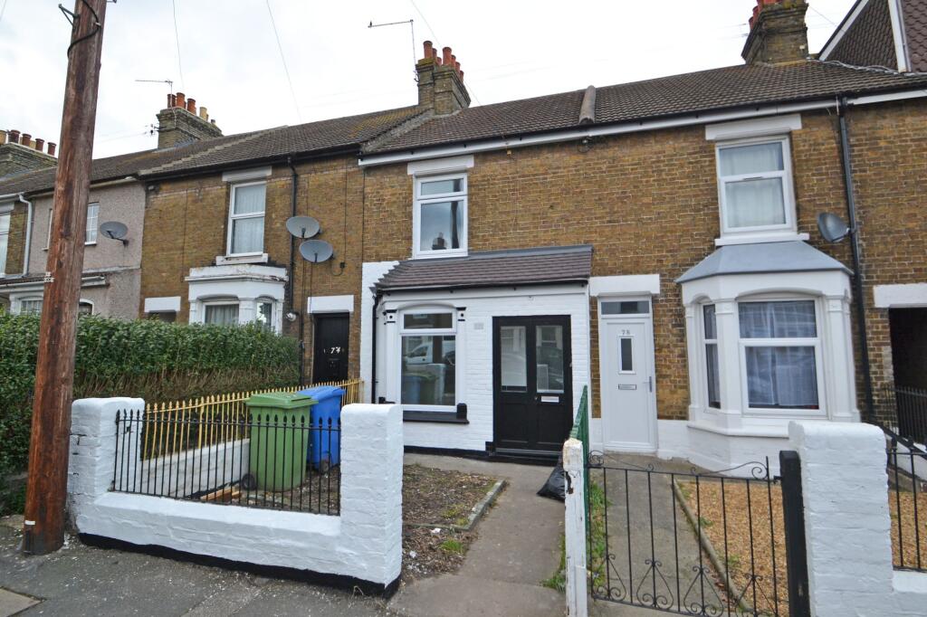 3 bed Mid Terraced House for rent in Sittingbourne. From Hawkesford James - Sittingbourne