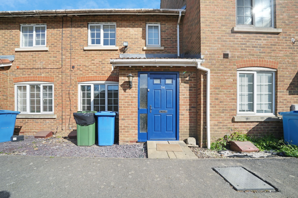 3 bed Mid Terraced House for rent in Sittingbourne. From Hawkesford James - Sittingbourne