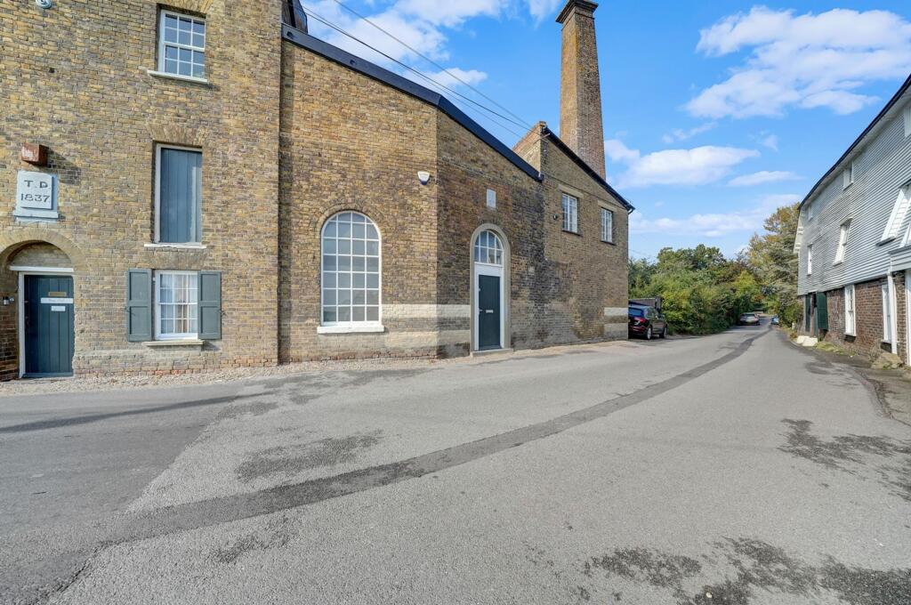 0 bed House (unspecified) for rent in Sittingbourne. From Hawkesford James - Sittingbourne