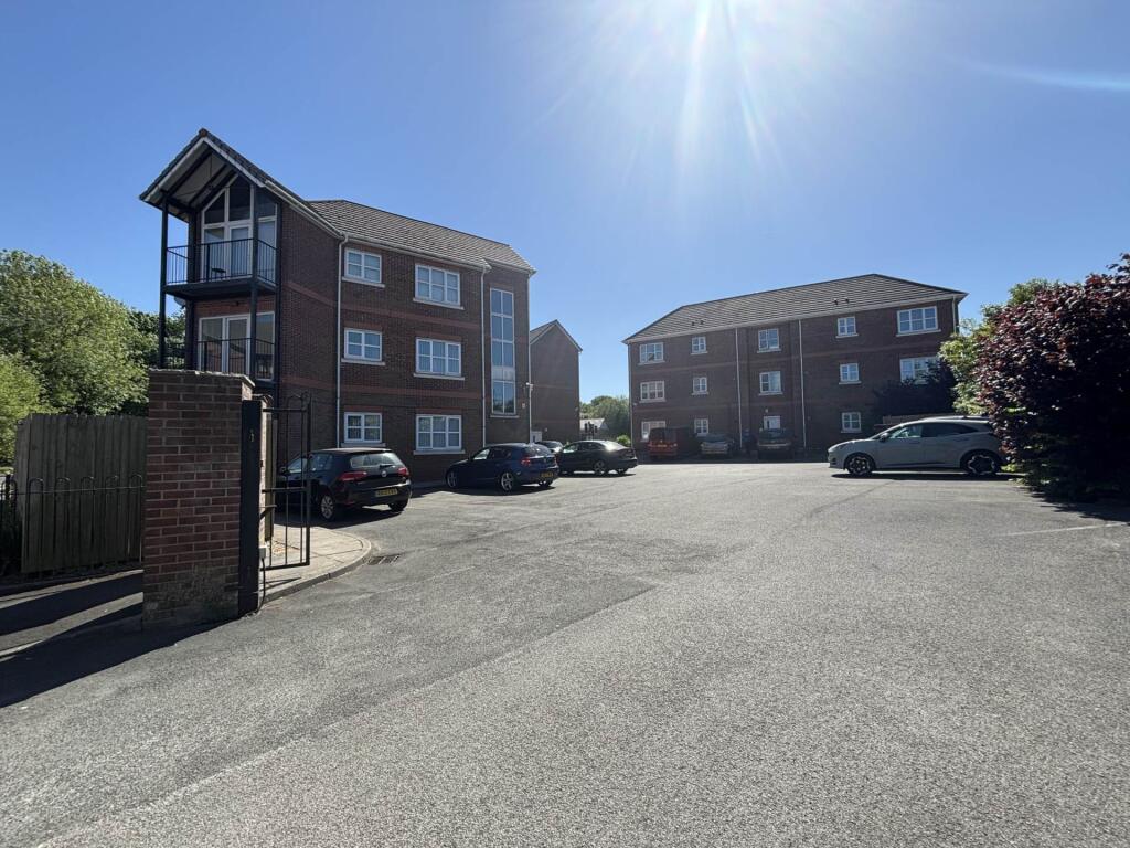 2 bed Apartment for rent in St Helens. From Burns & Reid Ltd - Windle 2 bed Apartment for rent in St Helens. From Burns & Reid Ltd - Windle