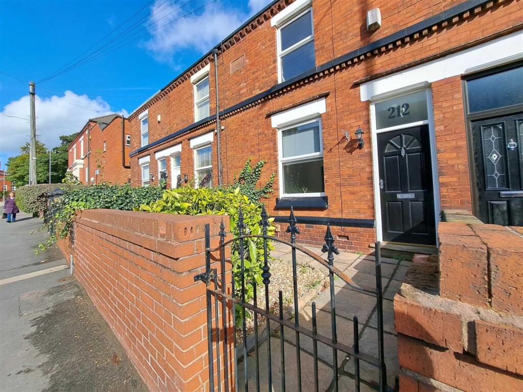 3 bed Mid Terraced House for rent in St Helens. From Burns & Reid Ltd - Windle 3 bed Mid Terraced House for rent in St Helens. From Burns & Reid Ltd - Windle